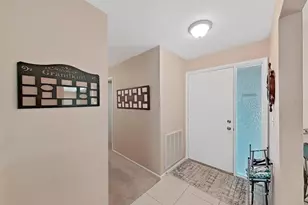 2819 Thistle Ct S, Palm Harbor, FL 34684 - Photo 7