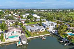 3945 Fontainebleau Dr, Tampa, FL 33634 - Photo 13
