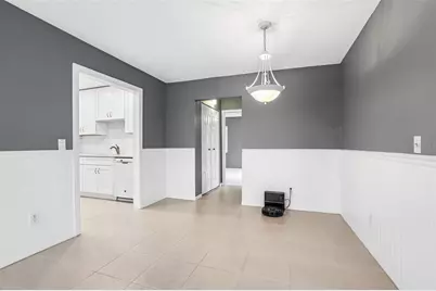 124 Gloucester Boulevard #355J, Sun City Center, FL 33573 - Photo 9