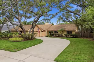 12008 Nicklaus Cir, Tampa, FL 33624 - Photo 3