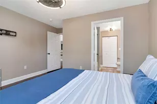 9130 Lake Chase Island Way, Tampa, FL 33626 - Photo 17