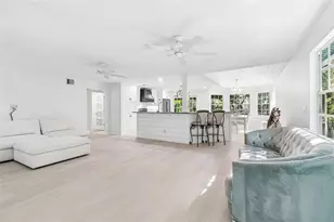 416 Tennessee Ave, Crystal Beach, FL 34681 - Photo 17