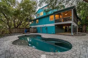 416 Tennessee Ave, Crystal Beach, FL 34681 - Photo 7