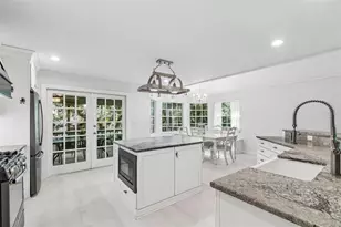 416 Tennessee Ave, Crystal Beach, FL 34681 - Photo 19
