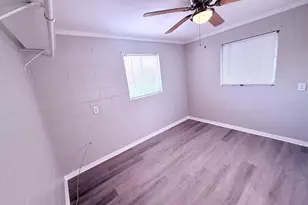 2305 SW 2nd St, Ocala, FL 34471 - Photo 9