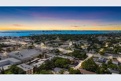 2525 W Bay Drive #D13, Largo, FL 33770 - Photo 21