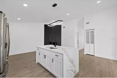 10609 Out Island Drive, Tampa, FL 33615 - Photo 15