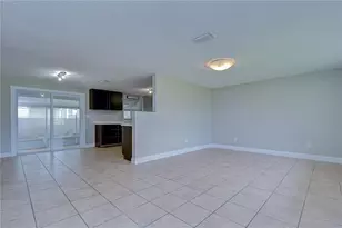204 7th St SW, Ruskin, FL 33570 - Photo 5