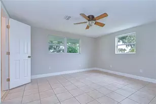 204 7th St SW, Ruskin, FL 33570 - Photo 9