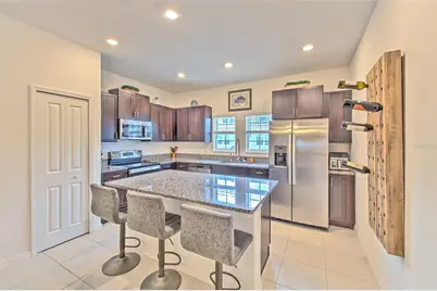 4722 Tuscan Loon Drive, Tampa, FL 33619 - Photo 9