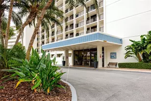 7100 Sunset Way, Saint Pete Beach, FL 33706 - Photo 3