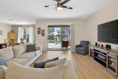 6207 Magnolia Park Blvd, Riverview, FL 33578 - Photo 9