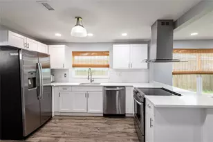 8006 N 14th St, Tampa, FL 33604 - Photo 15