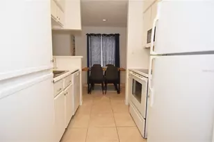 8625 Mallard Reserve Dr, Tampa, FL 33614 - Photo 9