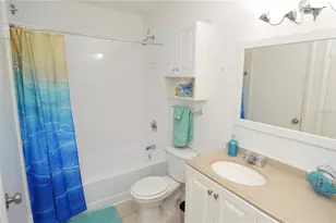 8625 Mallard Reserve Dr, Tampa, FL 33614 - Photo 31