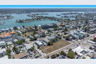 2300 Gulf Boulevard, Indian Rocks Beach, FL 33785 - Photo 17