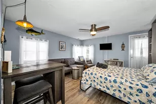 483 E Shore Dr, Clearwater Beach, FL 33767 - Photo 19
