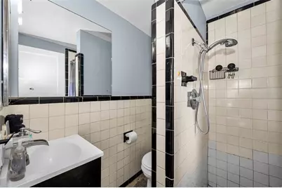 483 E Shore Drive #A4, Clearwater Beach, FL 33767 - Photo 23