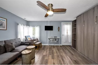 483 E Shore Drive #A4, Clearwater Beach, FL 33767 - Photo 9