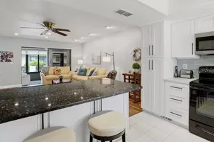 2538 Oakleaf Ln, Clearwater, FL 33763 - Photo 13