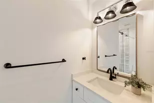 1401 49th Street N, Saint Petersburg, FL 33710 - Photo 13