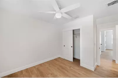 1401 49th Street N, Saint Petersburg, FL 33710 - Photo 15