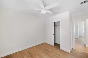 1401 49th Street N, Saint Petersburg, FL 33710 - Photo 15
