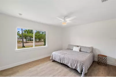 1401 49th Street N, Saint Petersburg, FL 33710 - Photo 13