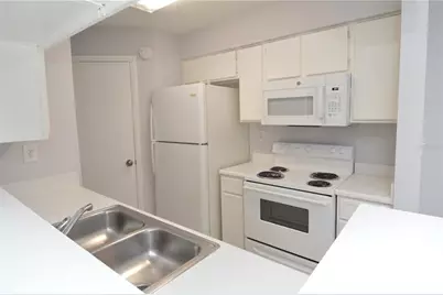 8630 Mallard Reserve Drive #103, Tampa, FL 33614 - Photo 7