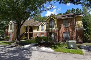 8630 Mallard Reserve Dr, Tampa, FL 33614 - Photo 3