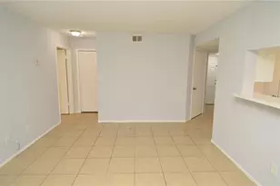 8630 Mallard Reserve Dr, Tampa, FL 33614 - Photo 19