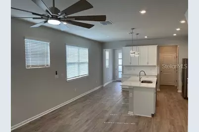 3235 Timber Crossing Avenue, Brandon, FL 33511 - Photo 9