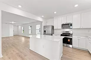9181 Newmons Pl, Wildwood, FL 34785 - Photo 5