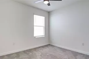 31899 Oyster Trellis Ln, Wesley Chapel, FL 33545 - Photo 15