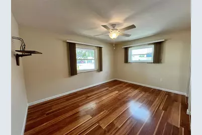 704 Torrey Pines Avenue, Sun City Center, FL 33573 - Photo 9