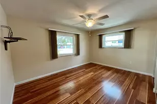 704 Torrey Pines Ave, Sun City Center, FL 33573 - Photo 9
