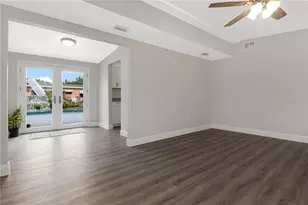 2216 E 109th Ave, Tampa, FL 33612 - Photo 5