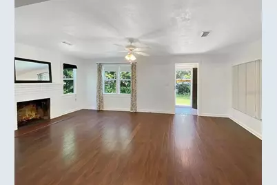 824 NE 9th Avenue, Gainesville, FL 32601 - Photo 13