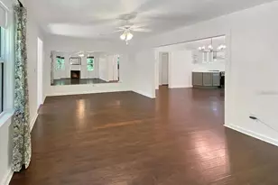 824 NE 9th Ave, Gainesville, FL 32601 - Photo 17