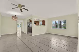 6360 1st St N, Saint Petersburg, FL 33702 - Photo 5