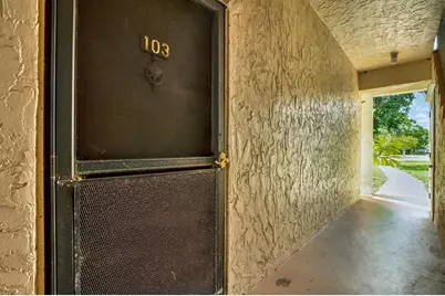 6360 1st Street N #103, Saint Petersburg, FL 33702 - Photo 21