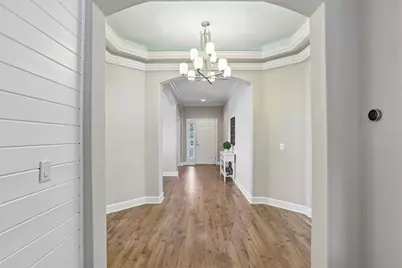 17539 Buckingham Garden Drive, Lithia, FL 33547 - Photo 5