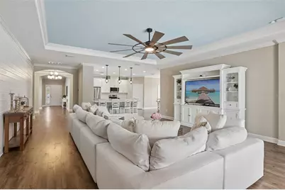 17539 Buckingham Garden Drive, Lithia, FL 33547 - Photo 13