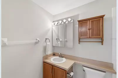 8618 Villa Largo Drive, Tampa, FL 33614 - Photo 17