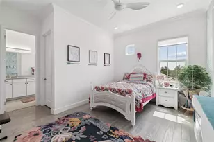 823 Manns Harbor Dr, Apollo Beach, FL 33572 - Photo 51