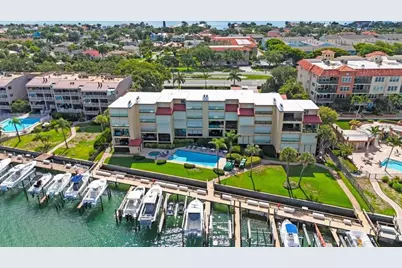 1060 Pinellas Bayway S #103, Saint Petersburg, FL 33715 - Photo 11