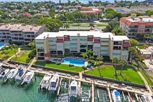 1060 Pinellas Bayway S, Saint Petersburg, FL 33715 - Photo 11