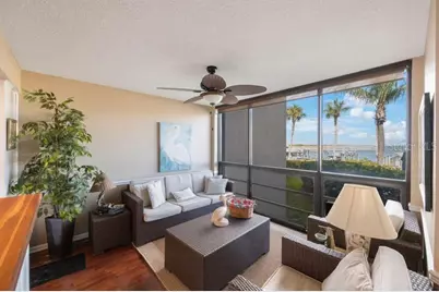 1060 Pinellas Bayway S #103, Saint Petersburg, FL 33715 - Photo 9