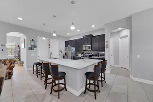 11026 Brahman Ranch Cir, Riverview, FL 33578 - Photo 7