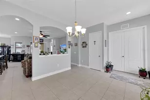 11026 Brahman Ranch Cir, Riverview, FL 33578 - Photo 5